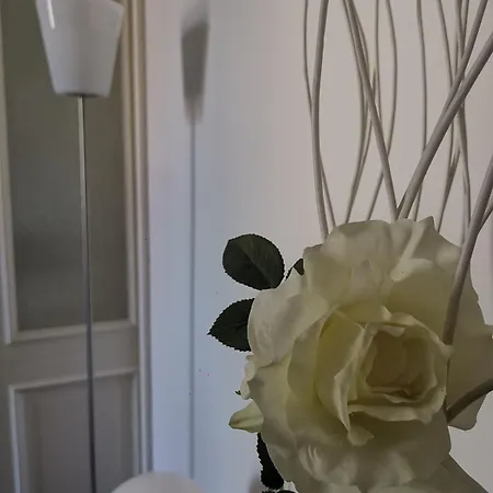 A Casa Di Luca Attico Di Design Apartamento *