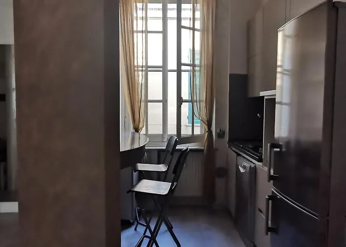 شقة A Casa Di Luca Attico Di Design جنوة